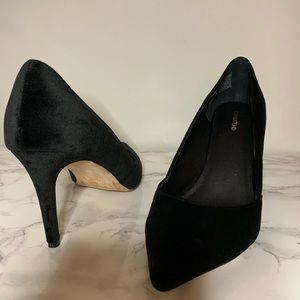 Black Women’s Heel Toe Point Pumps